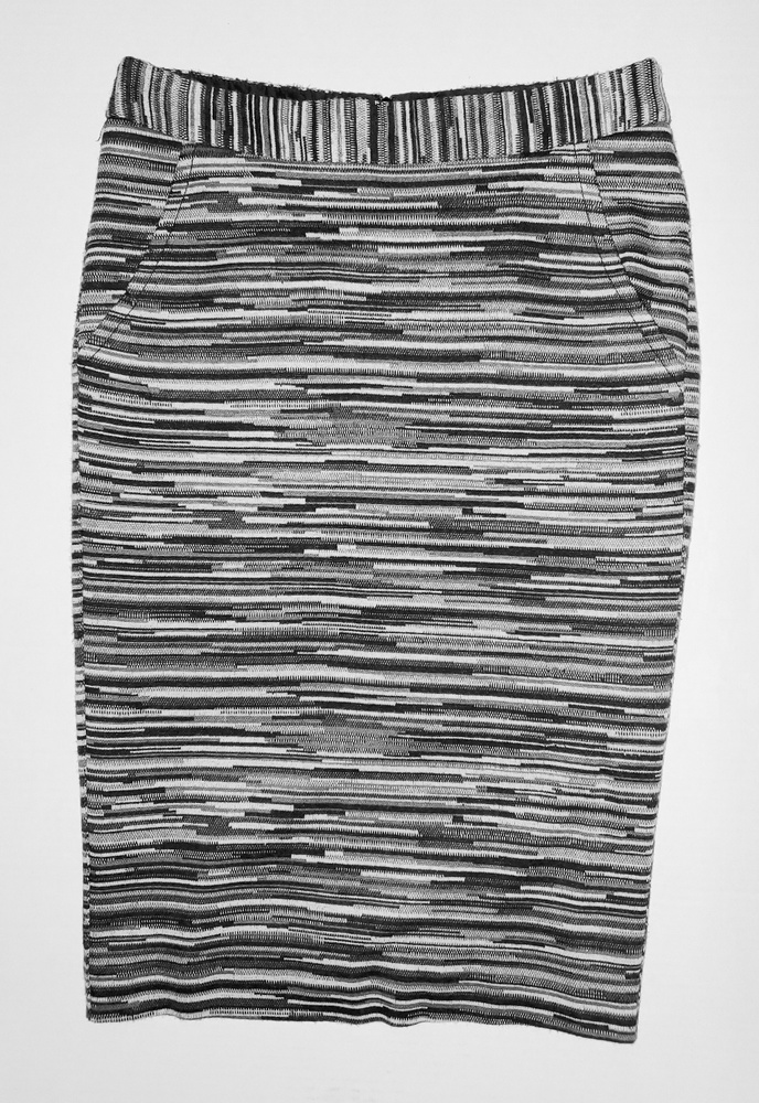 Trina Turk Black Textured Knee Length Pencil Bodycon Skirt Size 2